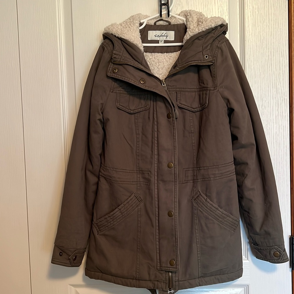 Olive green sherpa lined jacket. Super cute for fall